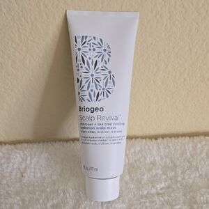 Briogeo Scalp Revival Charcoal Mask - White